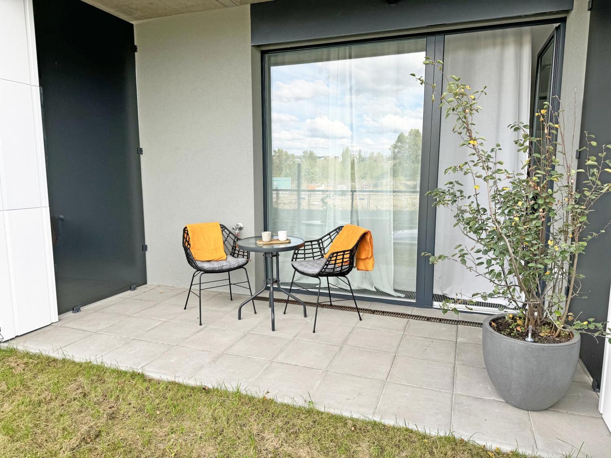 New Studio, King Bed, Free Parking, Terrace Praga Exterior foto